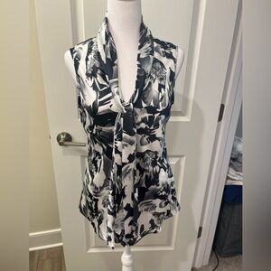 Nine West Black And White Sleeveless Blouse With Neck Scarf Size Medium